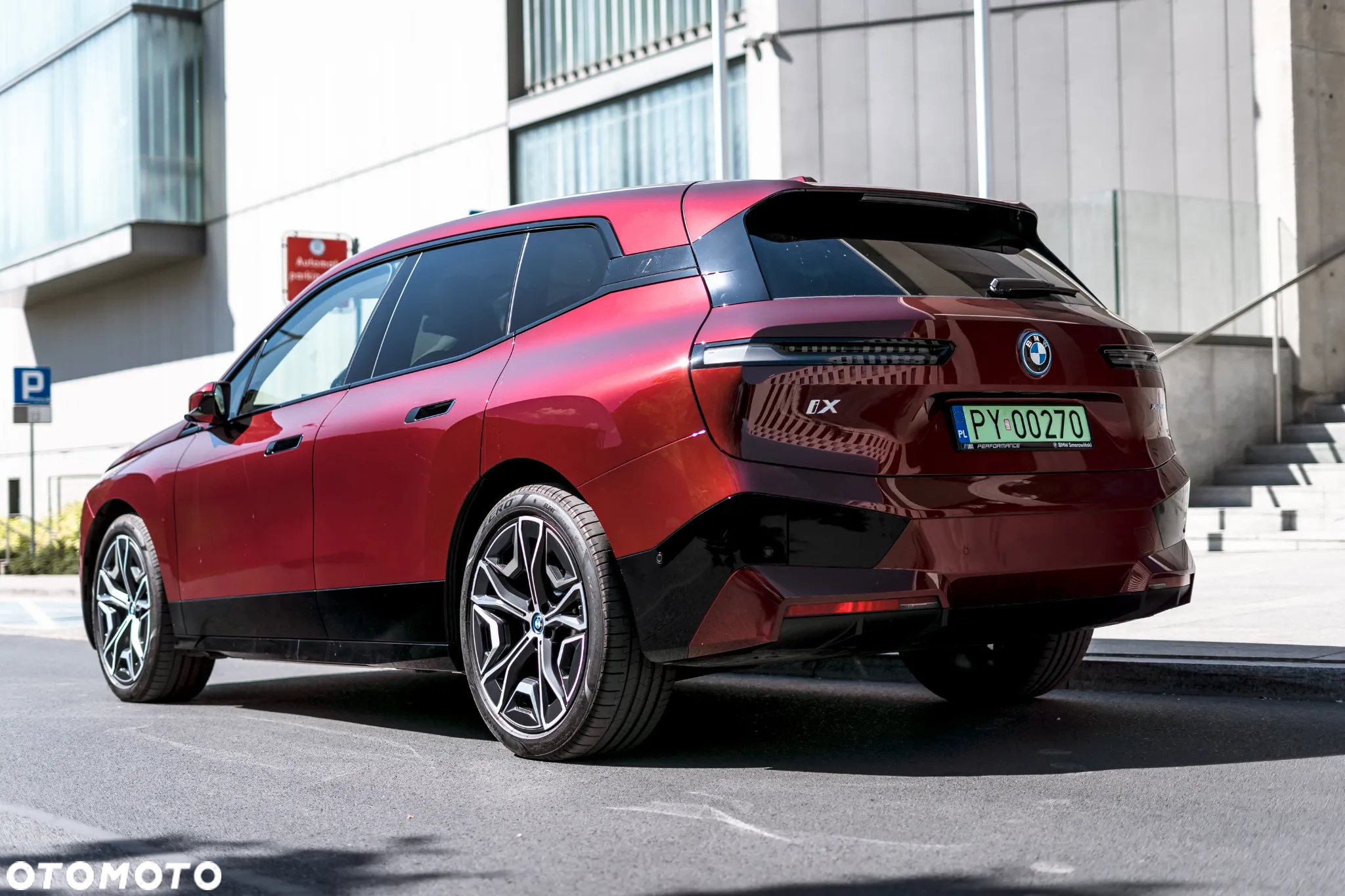 BMW iX xDrive50 111.5kWh - 12