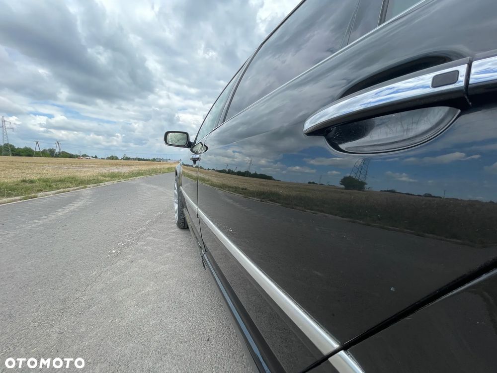 Volkswagen Phaeton 4.2 V8 4Mot (5 os.) - 9