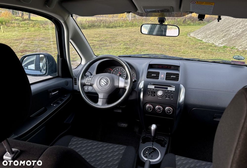 Suzuki SX4 1.6 GS / Premium - 11