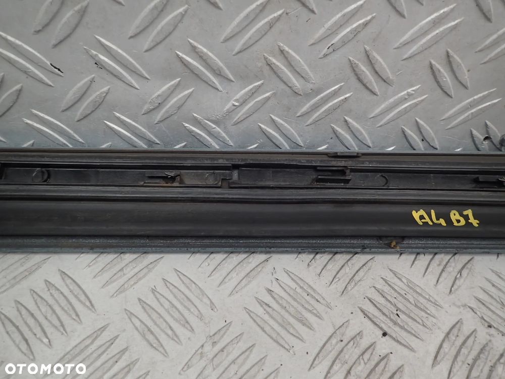 LISTWA AUDI A4 B6 S-LINE PRAWY PRZÓD 8E0853960C - 7