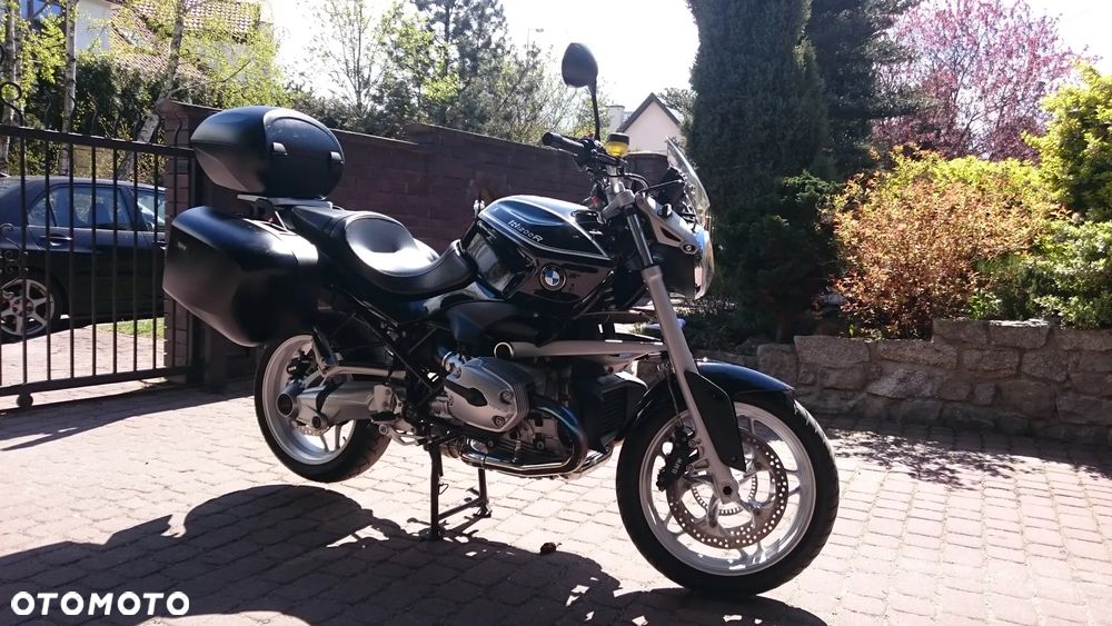 BMW R - 1