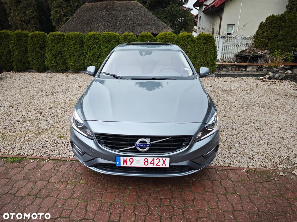 Volvo S60 T5 Drive-E Dynamic Edition (Momentum) - 2