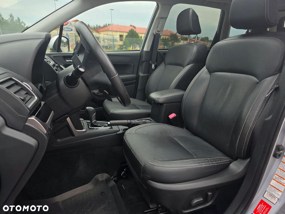 Subaru Forester 2.0 XT Platinum Lineartronic - 15
