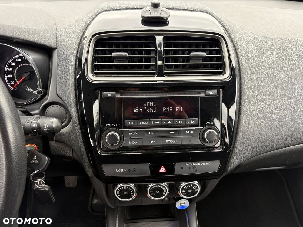 Mitsubishi ASX 1.6 Instyle - 9