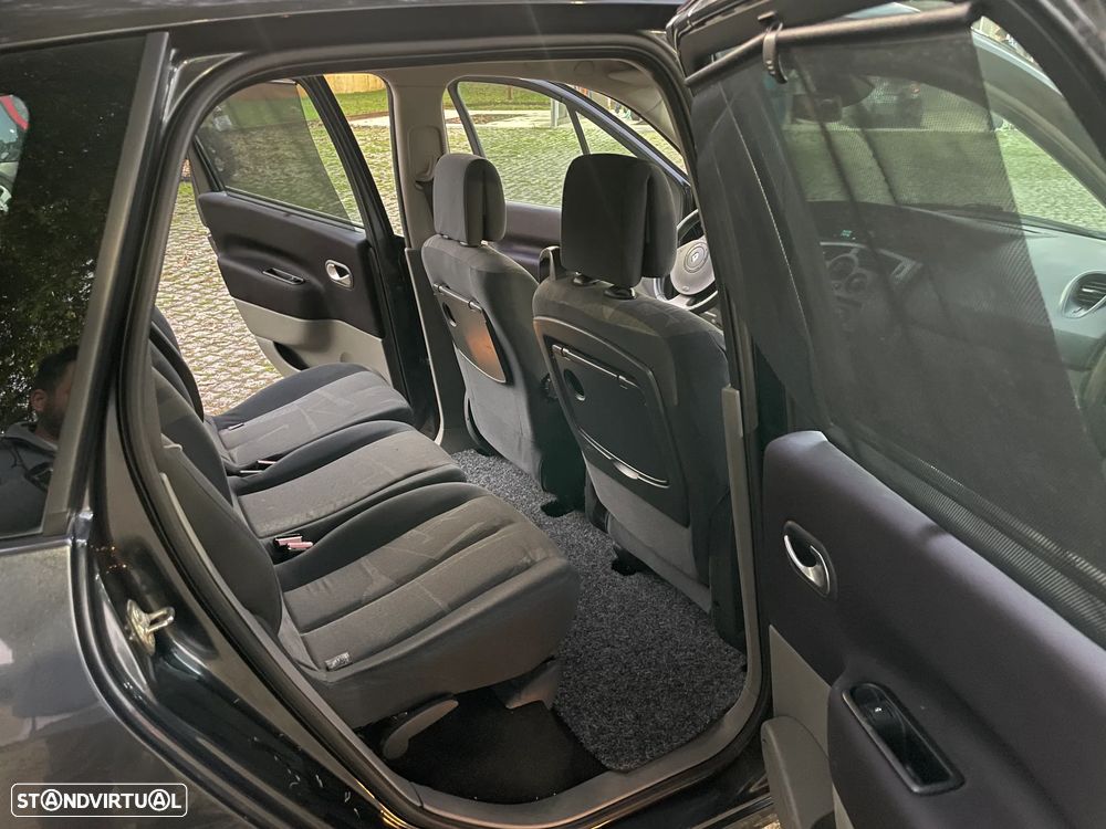 Renault Grand Scénic 1.5 dCi Dynamique S 7L. - 8