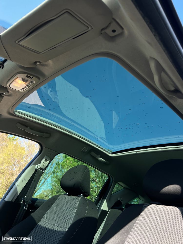 Peugeot 207 SW 1.4 VTi Sportium - 21