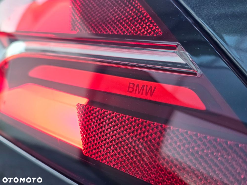 BMW Seria 5 530e xDrive PHEV - 17