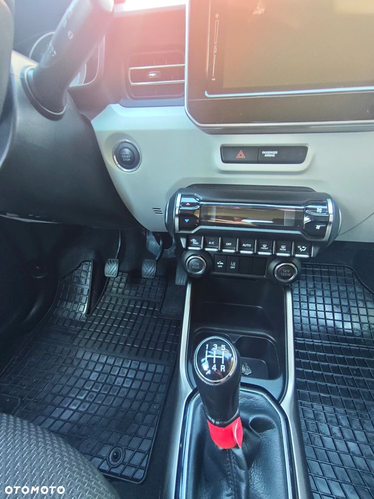 Suzuki Ignis - 11
