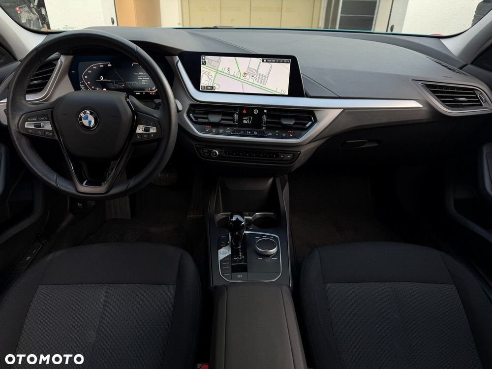 BMW Seria 1 118i - 16