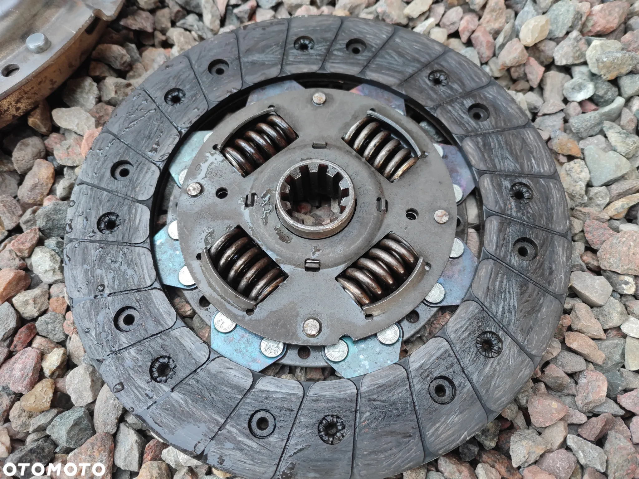 BMW E30 / E34 / E36 ORYGINALNY KOMPLET SPRZĘGŁA + DOCISKI MARKI LUK DO SILNIKÓW GAMY M40 / M42 / M44 / M43 ( 1.6 / 1.8 / 1.8IS ) O NR. 21 21 1 223 218 / 21 21 1 223 017 / 21 21 1 223 569 / 21 21 1 223 096 OEM - 5