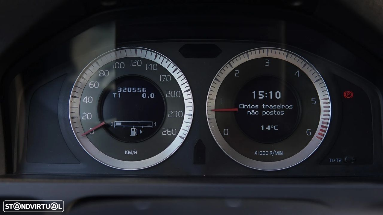 Volvo S60 2.0 D3 Momentum Start/Stop - 42
