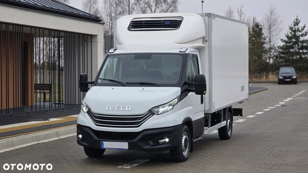 Iveco ❗️❗️DAILY 3.0 180Km 35S18 JAK NOWY ❗️❗️LIFT / CHŁODNIA MROŹNIA -32 +32 / ZASILANIE 230V / PIERWSZY WŁASCICIEL / NAVI / KAMERA COFANIA / FULL LED / TEMPOMAT AKTYWNY / GRUBA ŚCIANKA / ZABUDOWA IGLOOCAR / AGREGAT CARRIER / WERSJA WZMOCNIONA / FULL OPCJA / SERWIS ASO / SALON POLSKA /❗❗ JAK Z SALONU - NOWY -❗❗ - 32