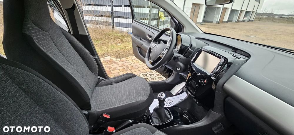 Citroën C1 1.2 Pure Tech Shine - 16