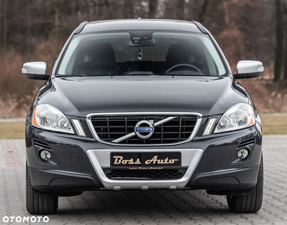 Volvo XC 60 2.4D AWD RDesign - 4