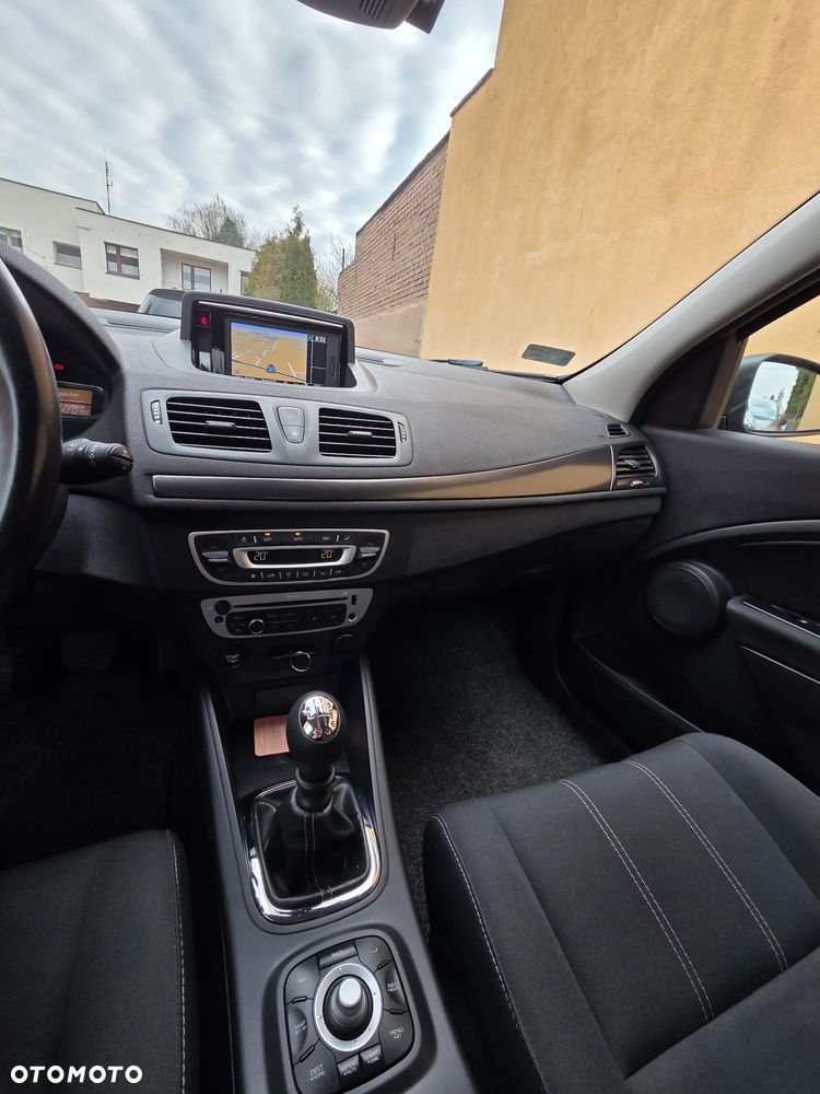 Renault Megane ENERGY TCe 130 LIMITED - 20