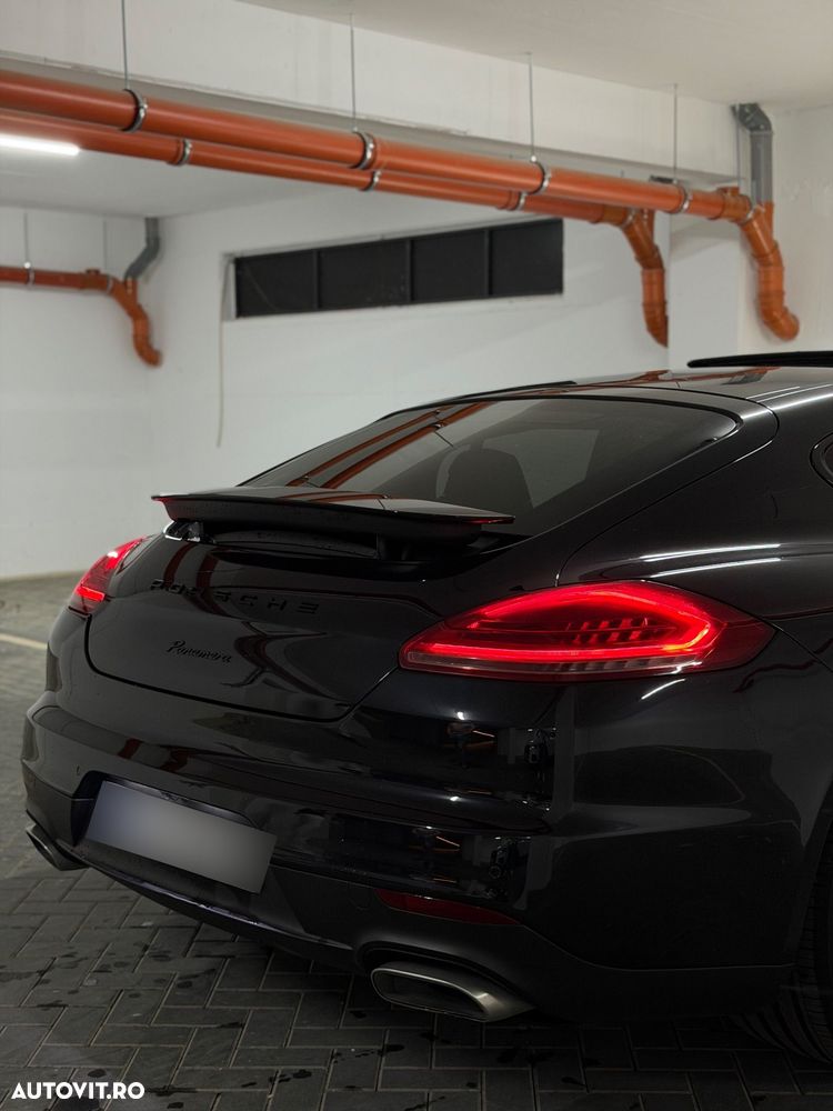Porsche Panamera Standard - 3