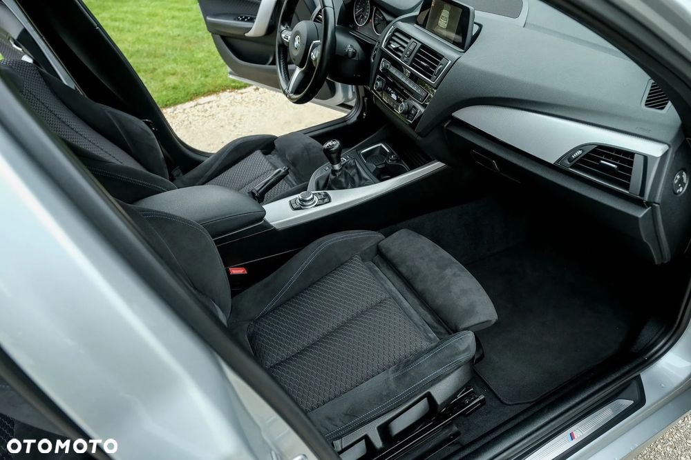 BMW Seria 1 120i M Sport - 28
