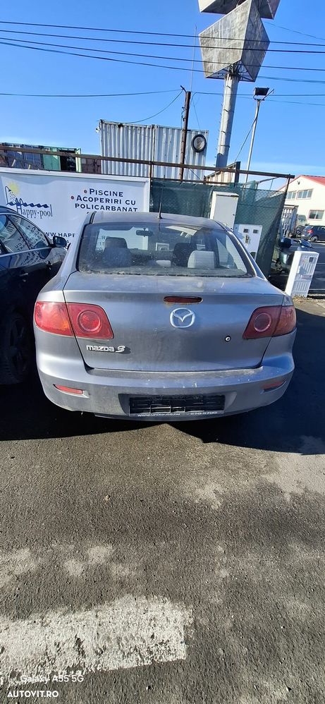 Dezmembrez Mazda 3 BK sedan limuzina - 8