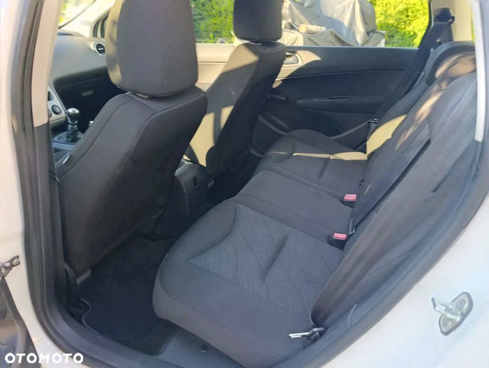 Peugeot 308 - 21