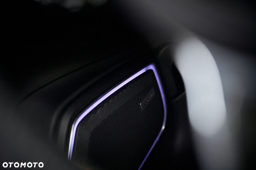 Porsche Panamera - 32
