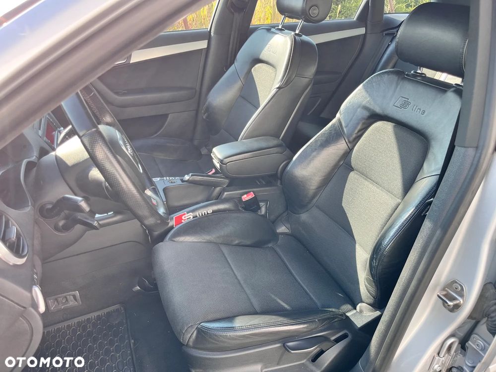 Audi A3 1.6 TDI DPF Ambition - 13