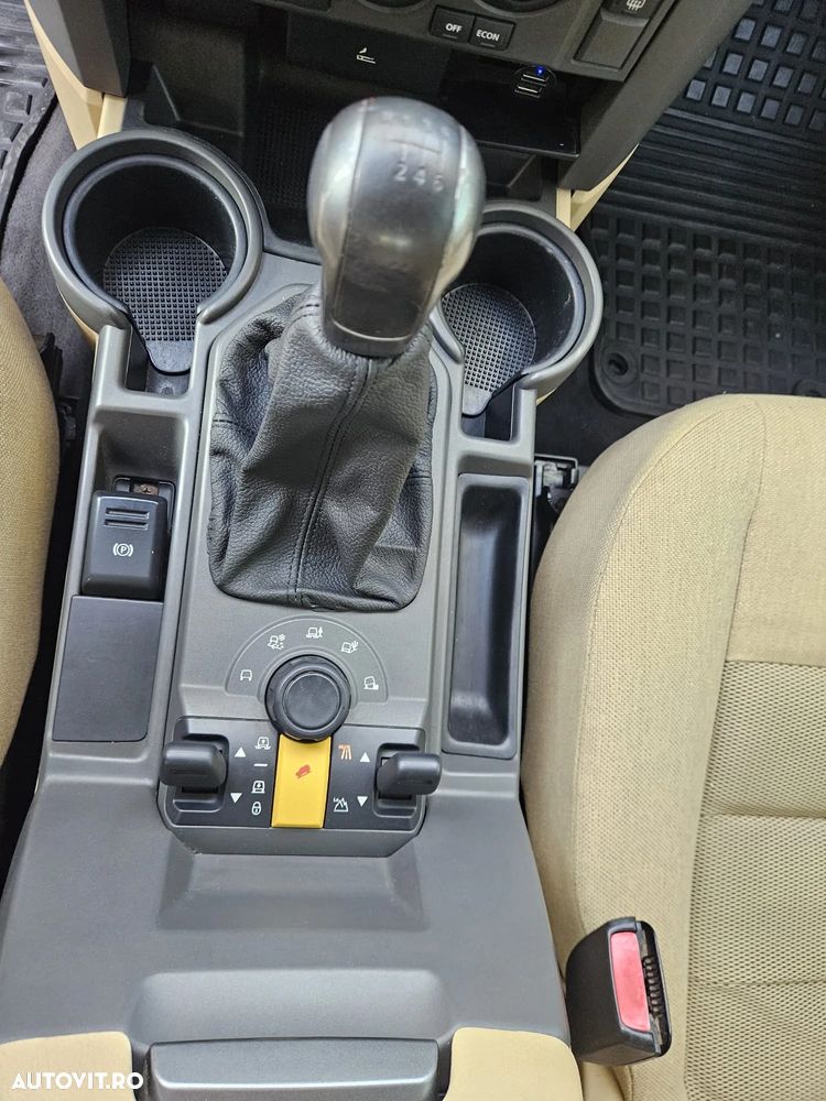 Land Rover Discovery TD 6 SE - 26