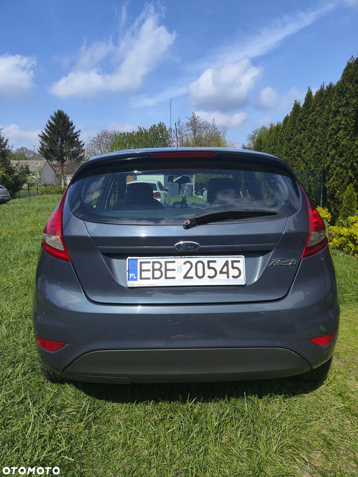 Ford Fiesta 1.6 TDCi DPF Ghia - 14
