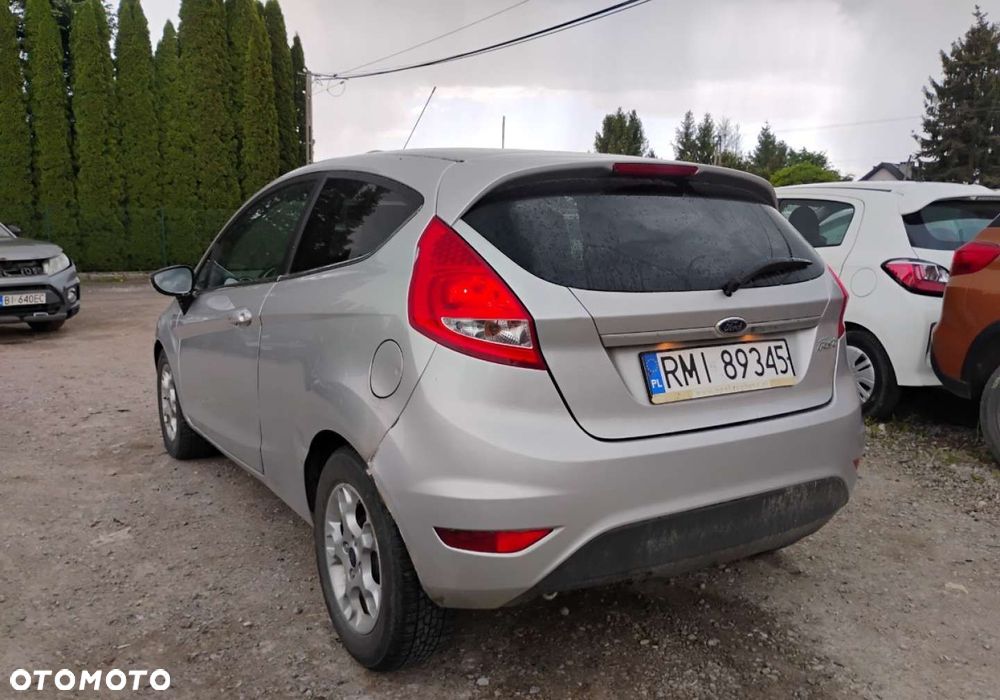 Ford Fiesta - 4