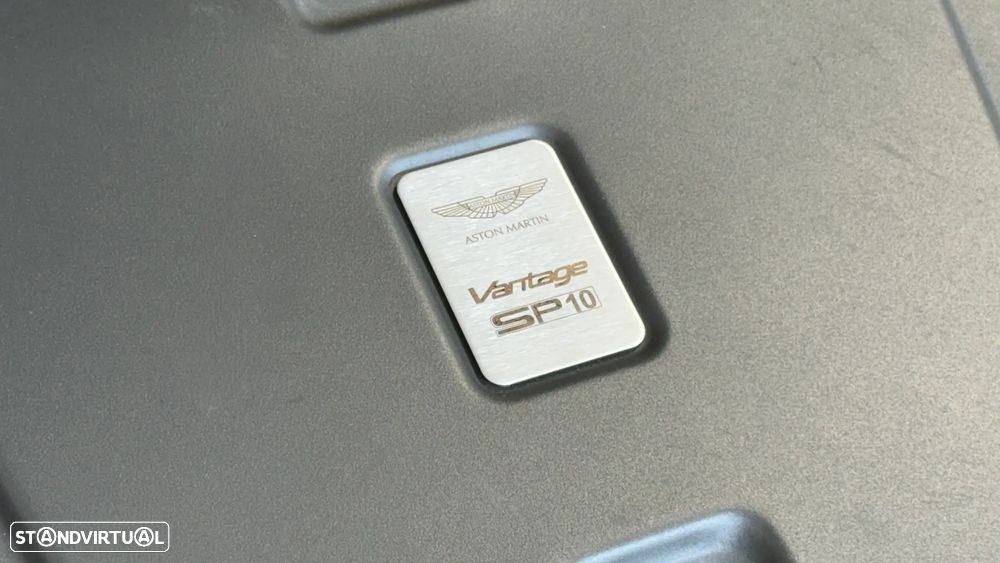 Aston Martin Vantage Coupe V8 S Sportshift - 38