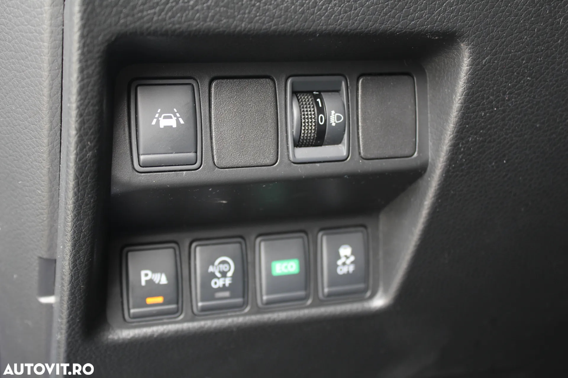 Nissan Qashqai 1.6 DCI Start/Stop X-TRONIC Acenta - 11