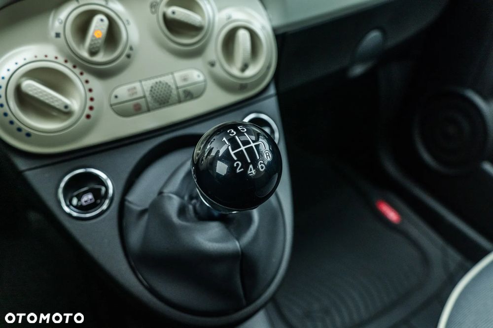 Fiat 500 1.0 Hybrid Lounge - 19