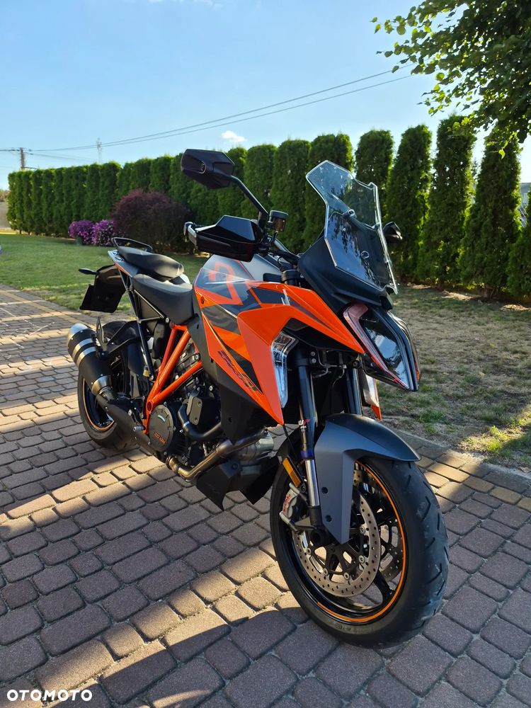 KTM Super Duke - 1