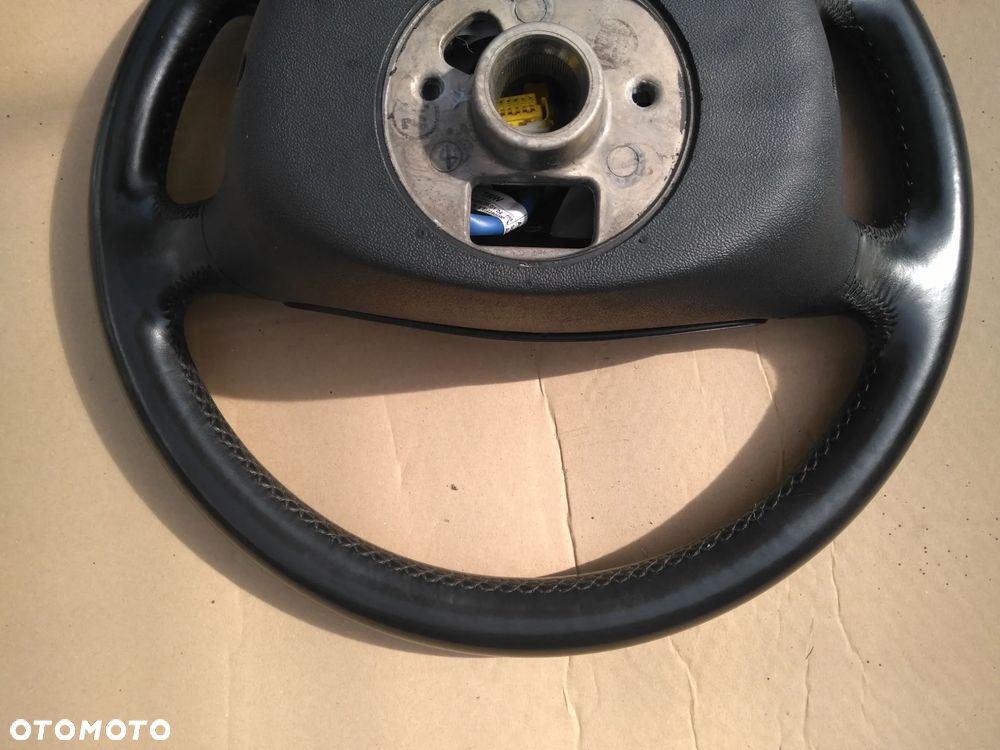 kierownica wielofunkcyjna skóra audi A3 04r. - 8