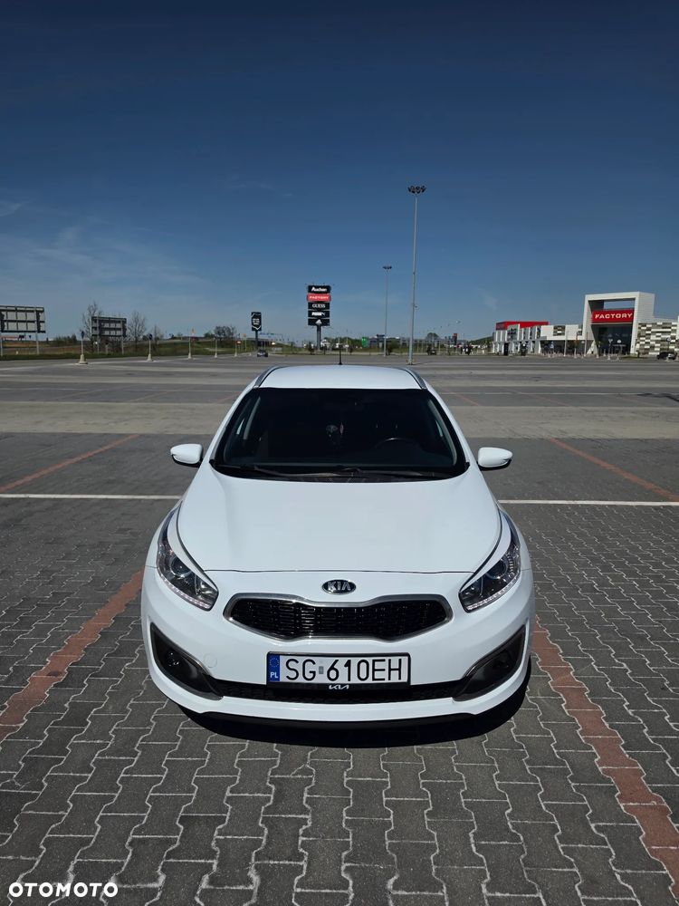 Kia Ceed 1.6 CRDi L DCT - 15