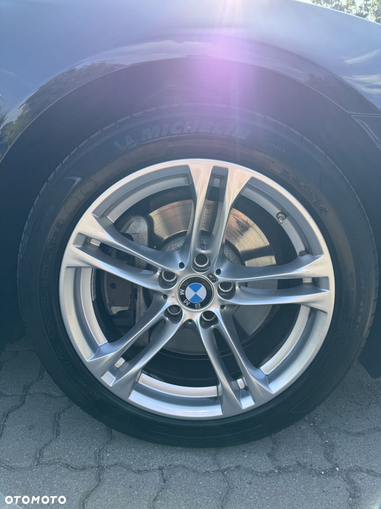 BMW Seria 5 530d xDrive - 16