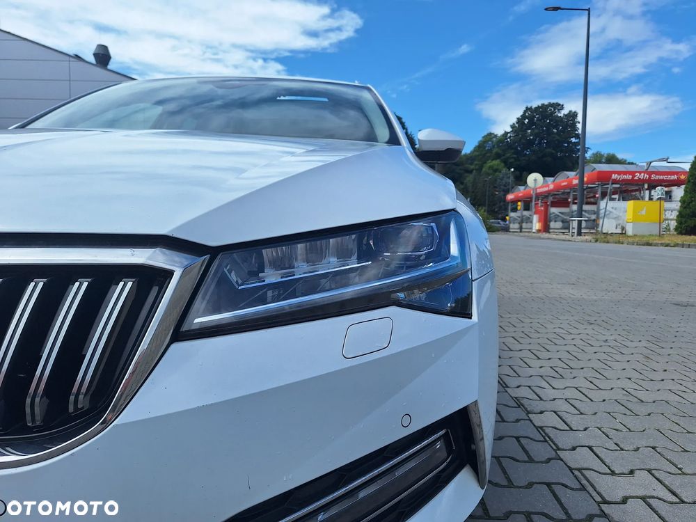 Skoda Superb 2.0 TDI L&K DSG - 3