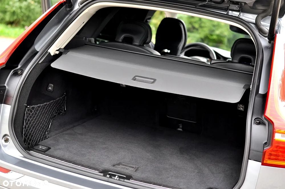 Volvo XC 60 T5 AWD Inscription - 9
