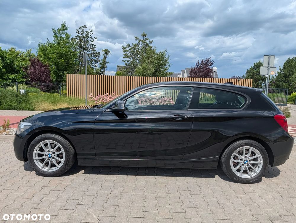 BMW Seria 1 114i - 3