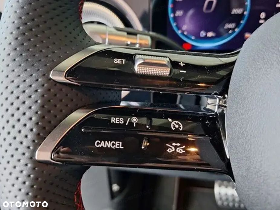 Mercedes-Benz CLA 200 mHEV 4-Matic 8G-DCT - 9