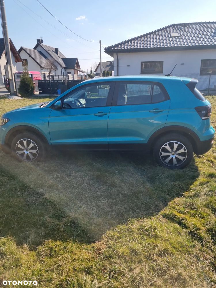 Volkswagen T-Cross 1.0 TSI Active - 2