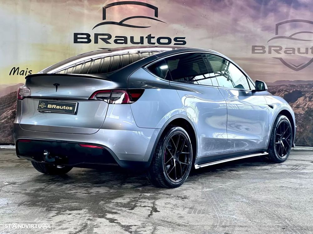 Tesla Model Y Long Range Dual Motor AWD - 7