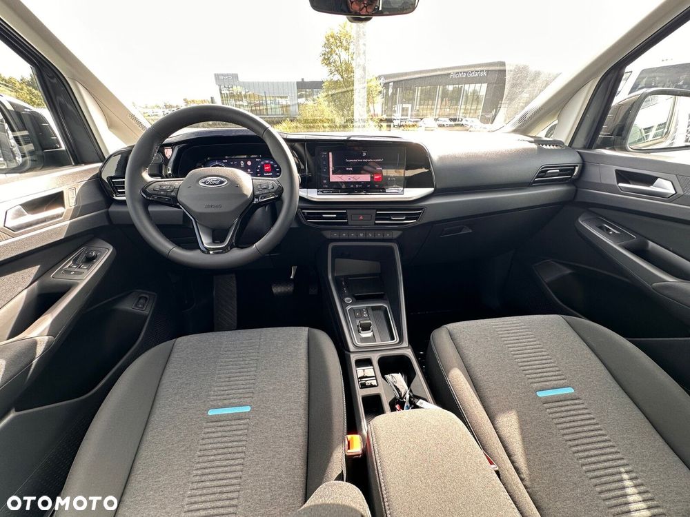Ford Tourneo Connect Grand - 18