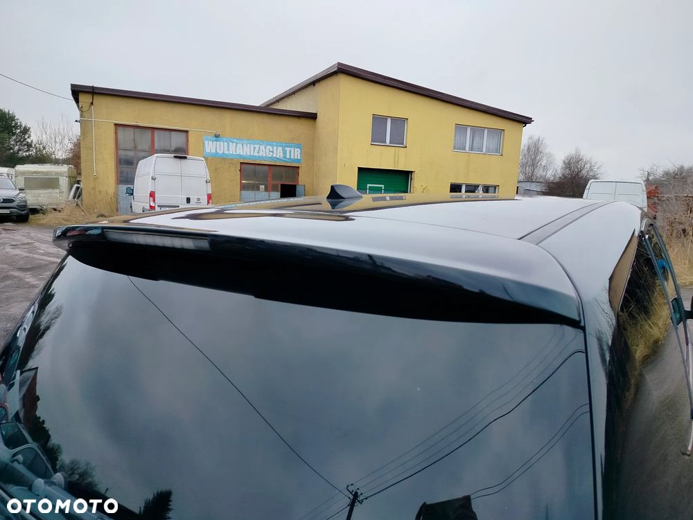 Ford S-Max - 9
