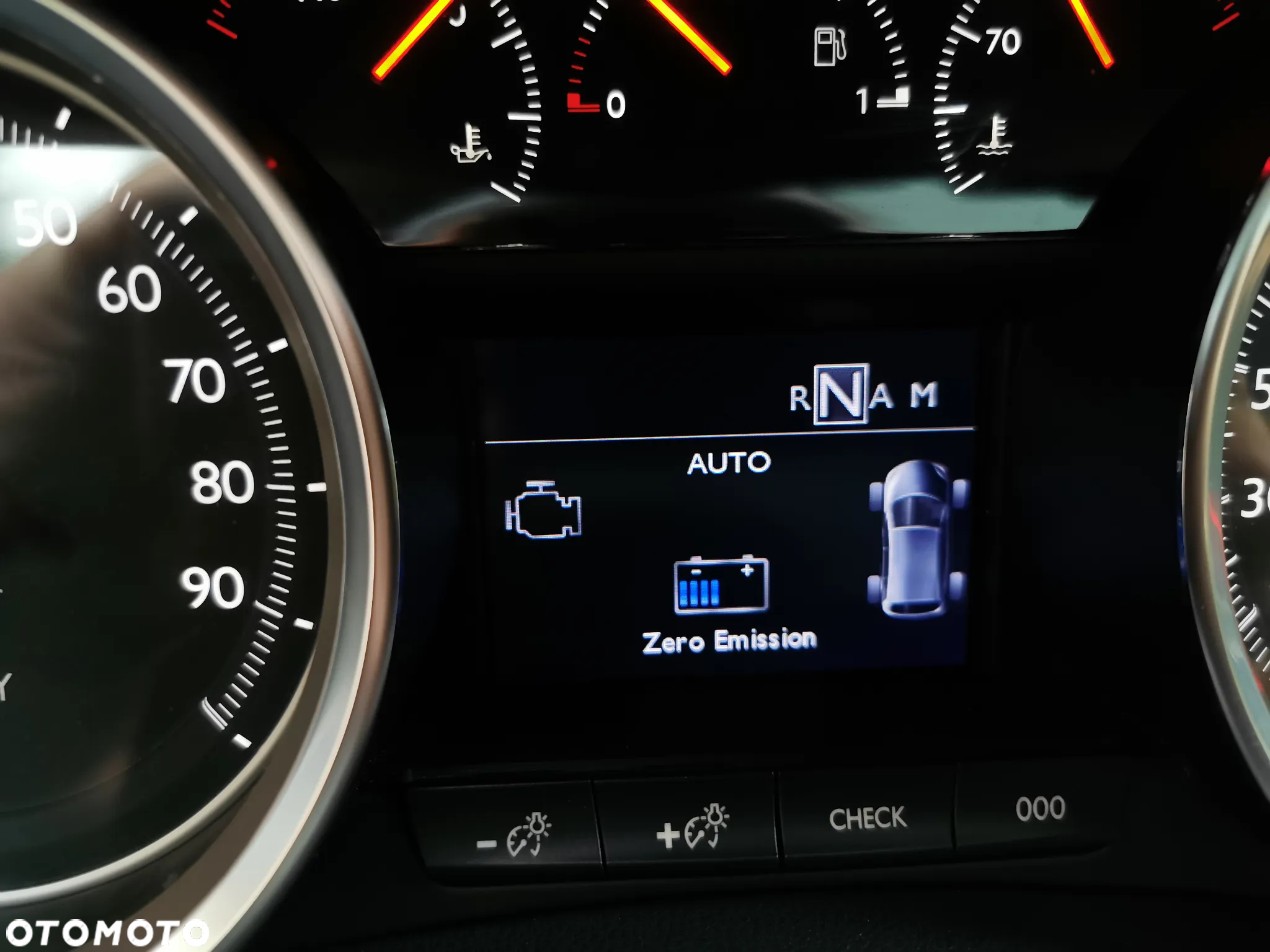 Peugeot 508 RXH 2.0 HDi HYbrid4 - 20