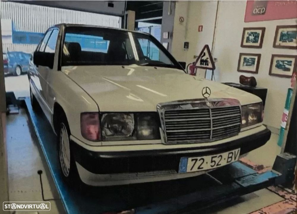 Mercedes-Benz W201 (1982-1993) 190 E 1.8 - 10