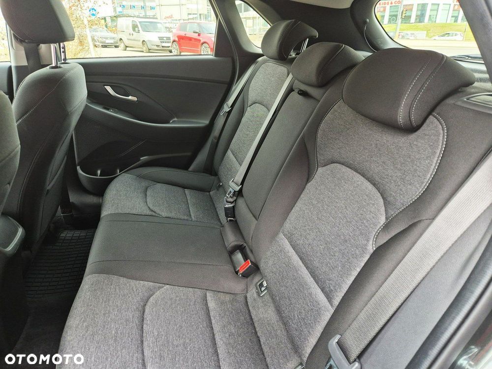Hyundai i30 1.5 T-GDI 48V-Hybrid EDITION 30 - 29
