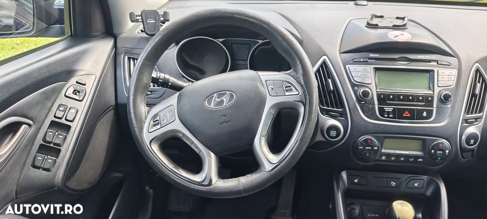 Hyundai ix35 - 12