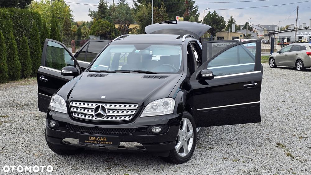 Mercedes-Benz ML 320 CDI 4Matic 7G-TRONIC DPF Edition 10 - 11