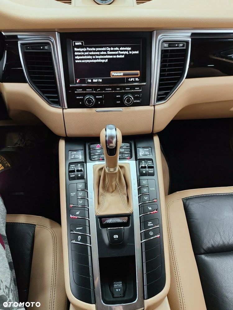 Porsche Macan S - 15