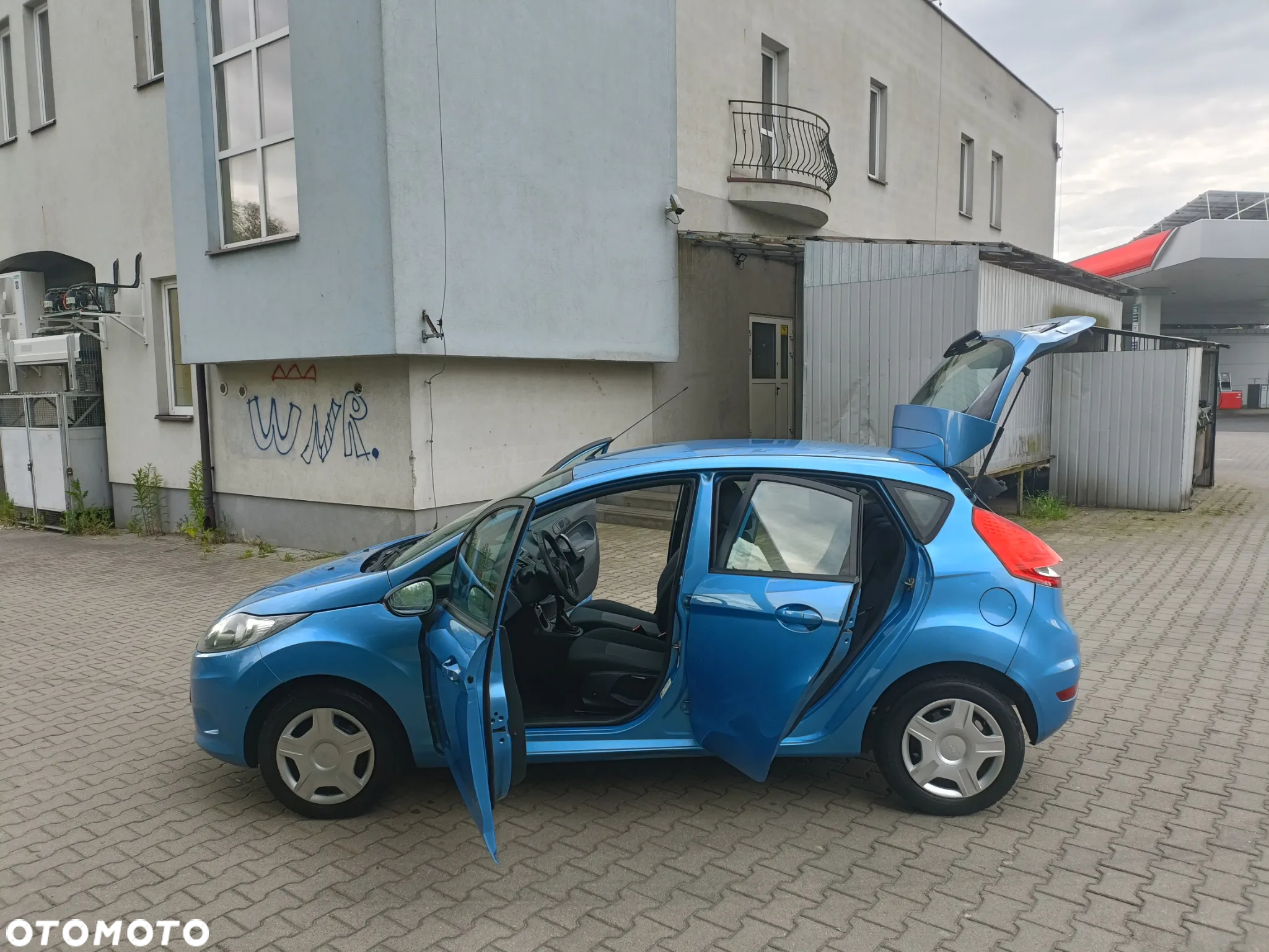 Ford Fiesta 1.4 TDCi Ambiente - 21